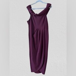 Elegant Purple Women's Dress‎ 1x never worn. Smoke free/ pet free home